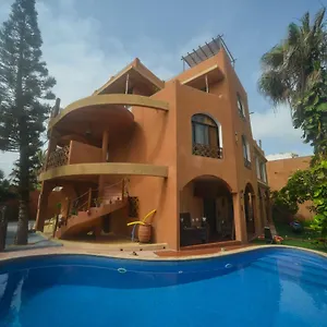  Bed & Breakfast Nyeleni Maison Sahel